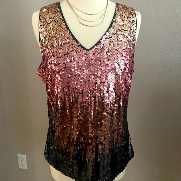 Ombre sequinned v neck tank, size large - Picture 1 of 2